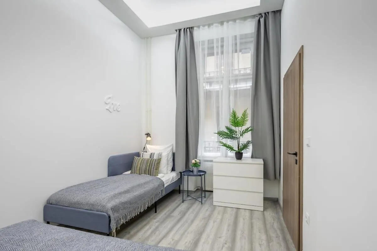 New Spacious & Central Home Budapeszt Węgry